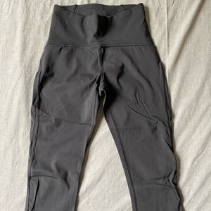 Lululemon cropped leggings